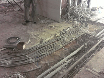 Электромонтаж в квартире - разводка по полу - Фото553.jpg