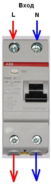 УЗО ABB FH202AC 2P : клеммы на фазность и вход любые? - УЗО АВВ FH202AC 2P.JPG