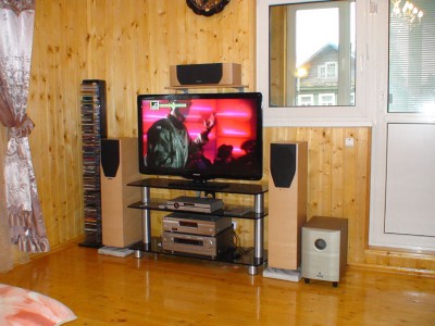 Зал - Philips 42PFL5405H 60 - hi-fi.jpg