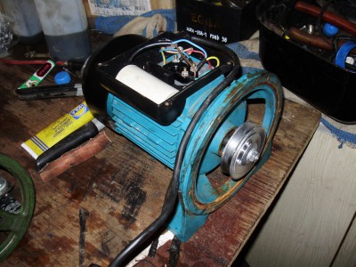 сам двигатель - HLAmbpoG