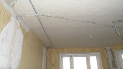 Электромонтаж в квартире - разводка по потолку - SAM_0312 (2).jpg