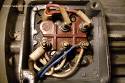 Подключение 3х фазного двигателя 380в в однофазную сеть 220в - P1010173.JPG