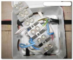 Как перенести разетку от плиты? - 00001