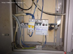 Выбивает УЗО в квартире - IMG_0072[1].JPG