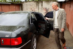 С Днём рождения, начальник (elhouse)! - a8_2