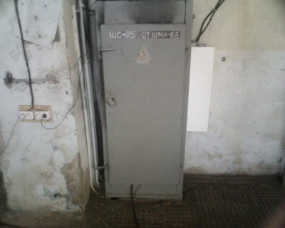 Греется трехконтактная розетка - pic00104