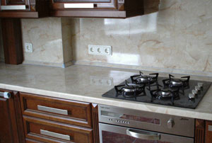 электропроводка и установка розеток на кухне